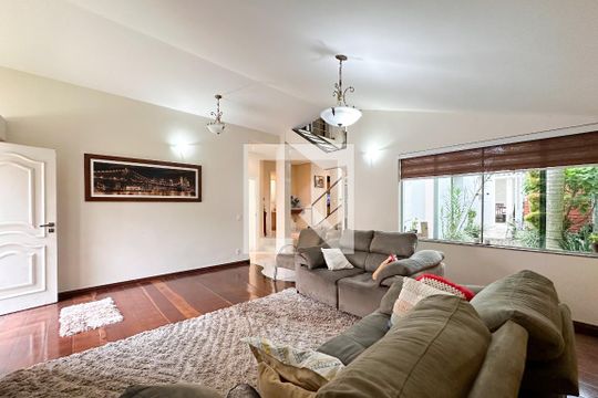 Sala de casa à venda com 3 quartos, 291m² em Parque dos Passaros, São Bernardo do Campo