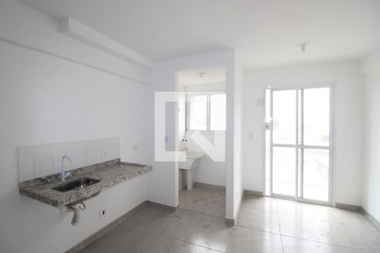 Sala/Cozinha de apartamento para alugar com 2 quartos, 43m² em Itaquera, São Paulo