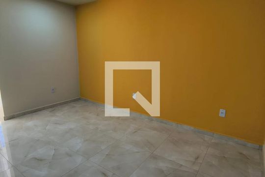 Sala de apartamento para alugar com 2 quartos, 60m² em Taquara, Rio de Janeiro
