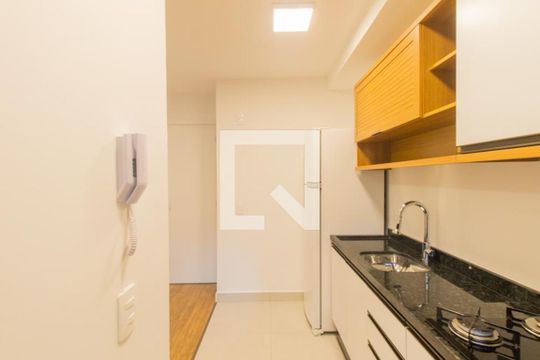 Sala/cozinha de apartamento para alugar com 2 quartos, 44m² em Cidade Industrial de Curitiba, Curitiba