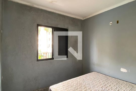 Quarto 1 de apartamento para alugar com 2 quartos, 60m² em Jaguaribe, Osasco
