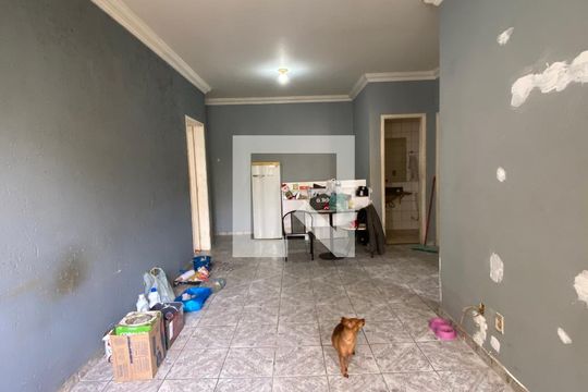 Sala de apartamento para alugar com 2 quartos, 60m² em Jaguaribe, Osasco