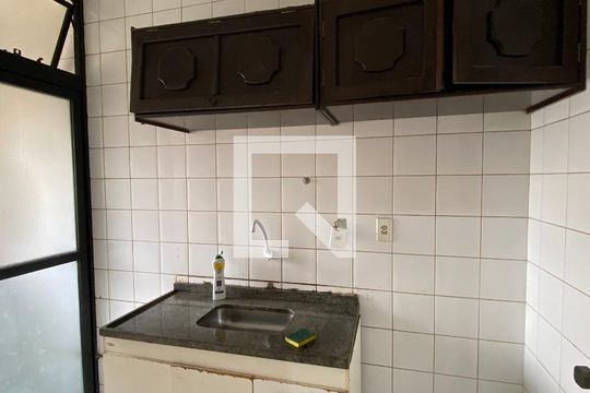 Cozinha/Área de serviço de apartamento para alugar com 2 quartos, 60m² em Jaguaribe, Osasco
