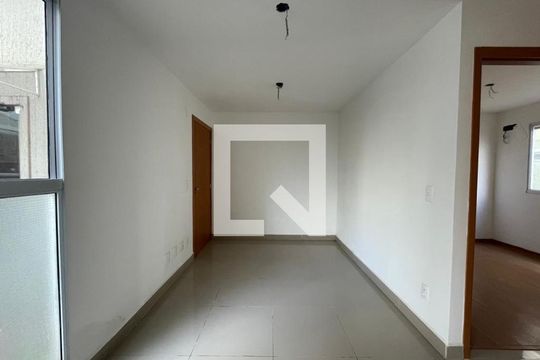 Apartamento à venda com 2 quartos, 54m² em Santos Dumont, São Leopoldo