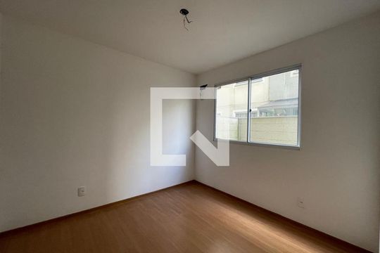 Apartamento à venda com 2 quartos, 54m² em Santos Dumont, São Leopoldo