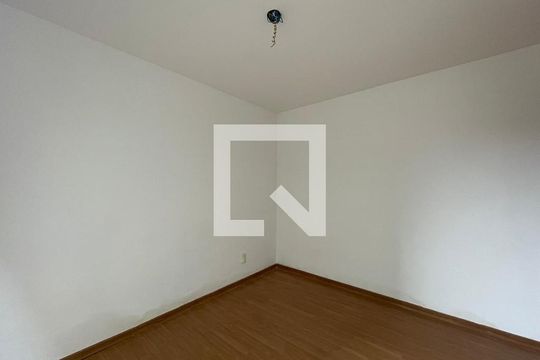 Apartamento à venda com 2 quartos, 54m² em Santos Dumont, São Leopoldo