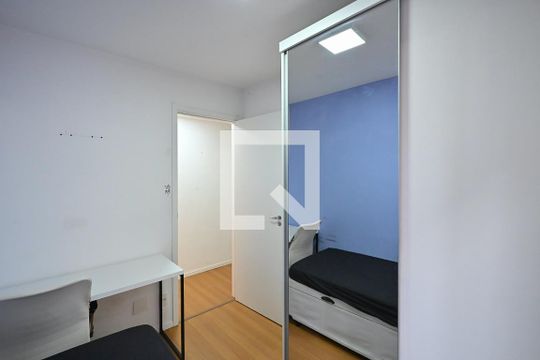 Quarto 1 de apartamento para alugar com 2 quartos, 41m² em Jardim Celeste, São Paulo