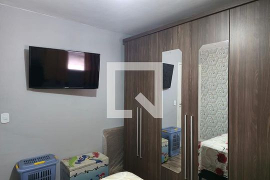 Quarto 01 de casa de condomínio para alugar com 2 quartos, 170m² em Jardim Albertina, Guarulhos