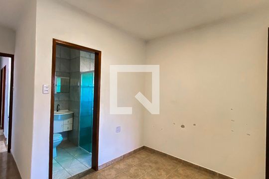 Suite de casa para alugar com 3 quartos, 150m² em Parque Boturussu, São Paulo