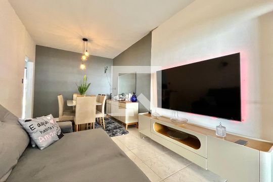Casa à venda com 8 quartos, 638m² em Vila Guarani (zona Sul), São Paulo