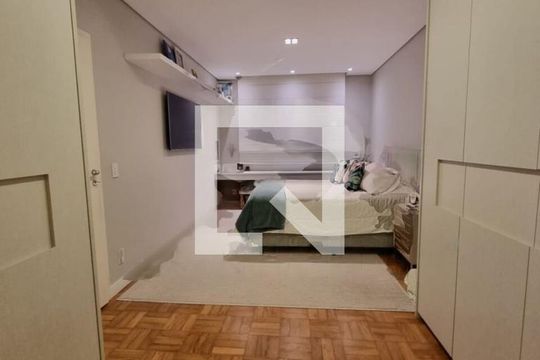Apartamento à venda com 3 quartos, 128m² em Vila Sofia, São Paulo