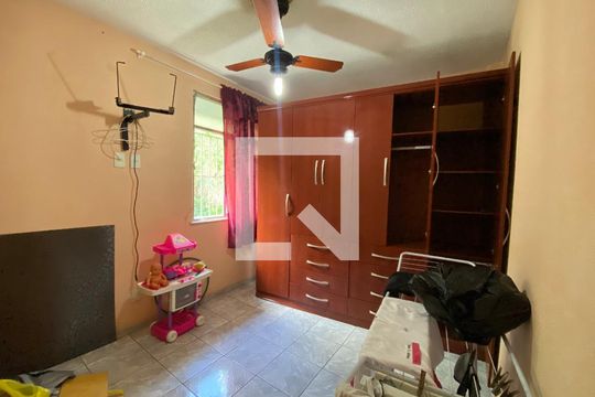 Quarto de apartamento à venda com 2 quartos, 50m² em Tomás Coelho, Rio de Janeiro