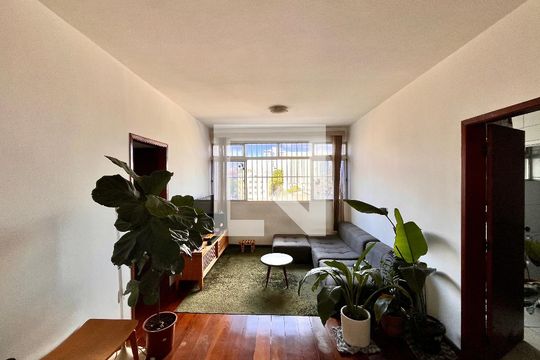 Apartamento à venda com 2 quartos, 80m² em Floresta, Belo Horizonte