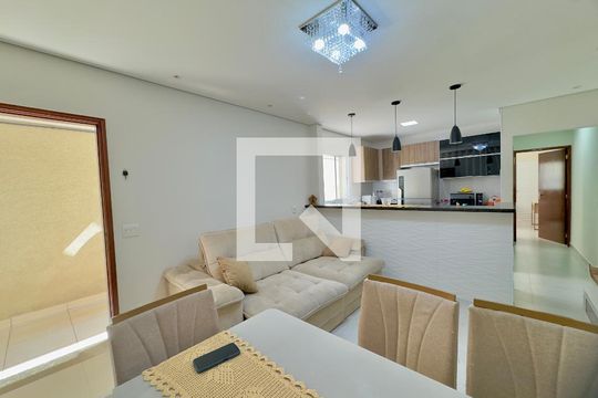 Casa à venda com 5 quartos, 249m² em Vila Nossa Senhora de Fatima, Guarulhos
