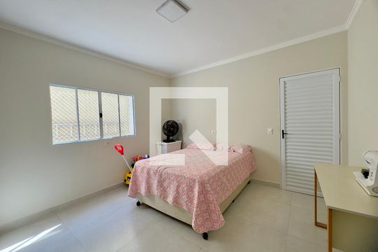 Casa à venda com 5 quartos, 249m² em Vila Nossa Senhora de Fatima, Guarulhos