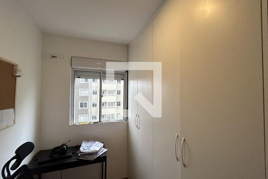 Quarto 1 de apartamento para alugar com 2 quartos, 41m² em Inhaúma, Rio de Janeiro