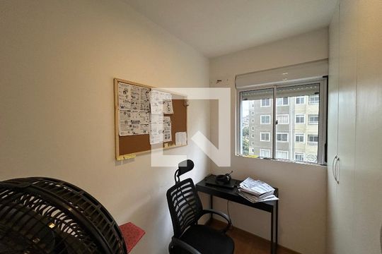 Quarto 1 de apartamento para alugar com 2 quartos, 41m² em Inhaúma, Rio de Janeiro