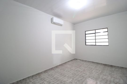 Quarto 2 de casa para alugar com 2 quartos, 50m² em Tibery, Uberlândia