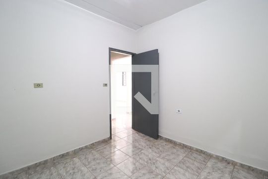 Quarto 1 de casa para alugar com 2 quartos, 50m² em Tibery, Uberlândia