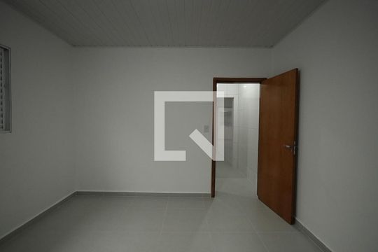 Casa para alugar com 3 quartos, 165m² em Vila Aquilino, Santo André