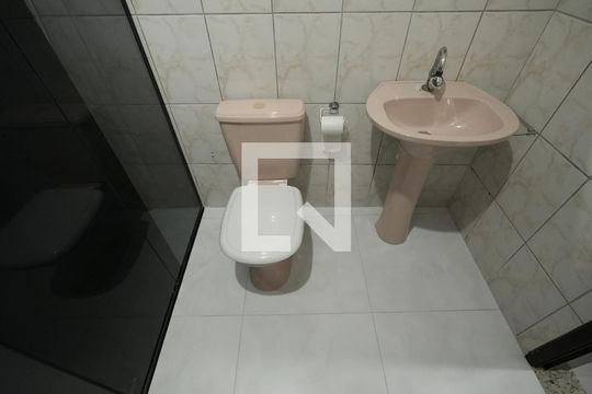 Casa para alugar com 3 quartos, 165m² em Vila Aquilino, Santo André