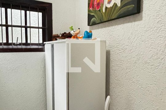 Despensa de casa à venda com 4 quartos, 180m² em Vila Guarani, Santo André