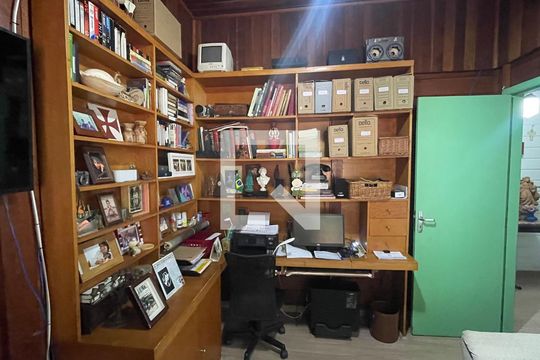 Quarto 1 de casa à venda com 3 quartos, 179m² em Freguesia (ilha do Governador), Rio de Janeiro