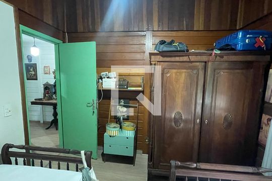 Quarto 2 de casa à venda com 3 quartos, 179m² em Freguesia (ilha do Governador), Rio de Janeiro