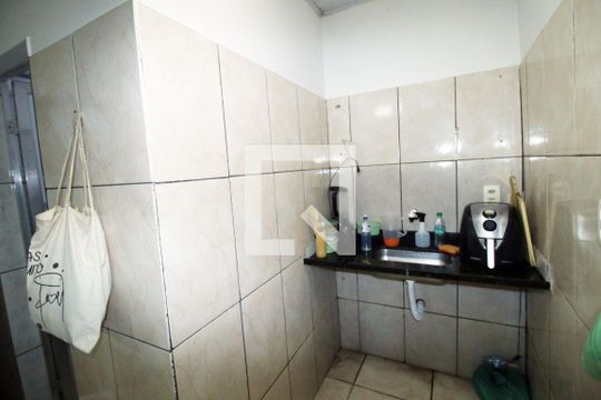 Cozinha de casa para alugar com 1 quarto, 32m² em Penha Circular, Rio de Janeiro