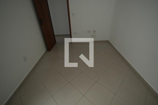 Quarto 1 de apartamento à venda com 2 quartos, 70m² em Vila Pires, Santo André