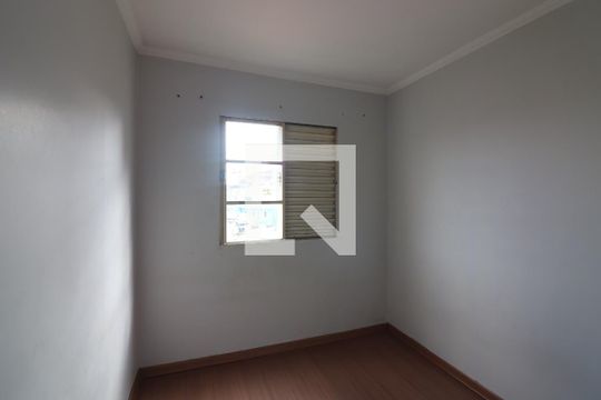 Quarto 2 de apartamento para alugar com 2 quartos, 57m² em Bairro Alves, São Bernardo do Campo