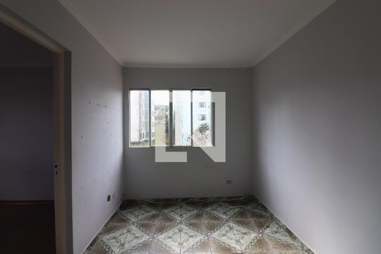 Sala  de apartamento para alugar com 2 quartos, 57m² em Bairro Alves, São Bernardo do Campo
