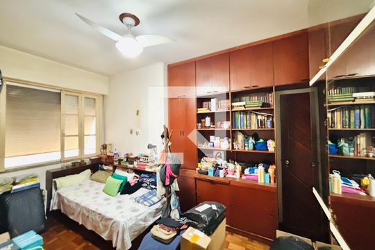 Quarto de apartamento para alugar com 3 quartos, 85m² em Copacabana, Rio de Janeiro