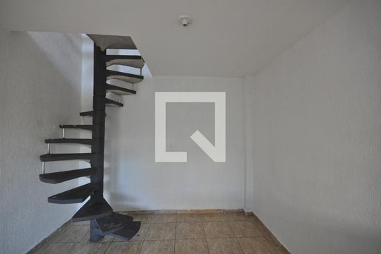 Sala de casa para alugar com 1 quarto, 45m² em Vila Gustavo, São Paulo