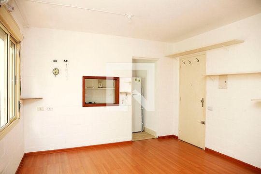 Studio - Sala / Quarto de kitnet/studio para alugar com 1 quarto, 40m² em Santana, Porto Alegre