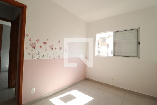 Quarto 1 de apartamento para alugar com 2 quartos, 69m² em Morumbi, Uberlândia