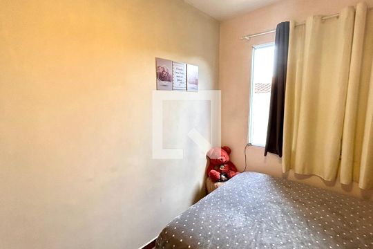 Quarto 1 de apartamento para alugar com 2 quartos, 48m² em Jardim do Triunfo, Guarulhos
