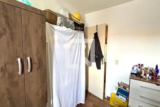 Quarto 2 de apartamento para alugar com 2 quartos, 48m² em Jardim do Triunfo, Guarulhos