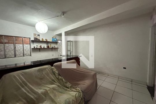 Sala de casa para alugar com 2 quartos, 65m² em Parque Imperial, Barueri