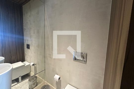Lavabo de apartamento para alugar com 2 quartos, 84m² em Alphaville Industrial, Barueri