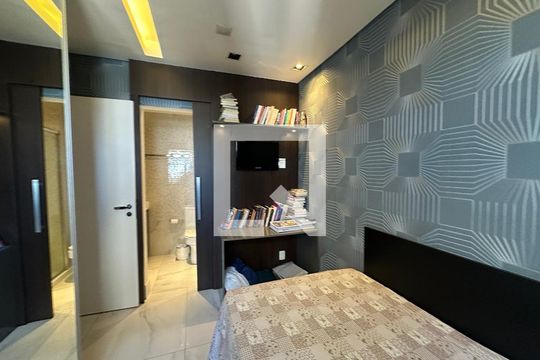 Suíte 1 de apartamento para alugar com 2 quartos, 84m² em Alphaville Industrial, Barueri