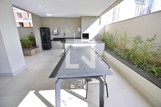 Apartamento para alugar com 2 quartos, 69m² em Setor Bueno, Goiânia