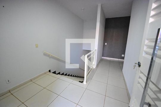 Casa para alugar com 3 quartos, 300m² em Jardim Petropolis, Goiânia