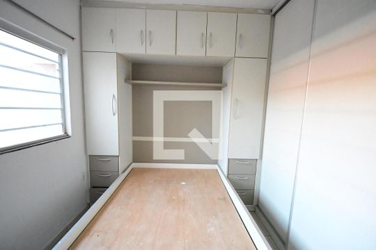 Casa para alugar com 3 quartos, 300m² em Jardim Petropolis, Goiânia