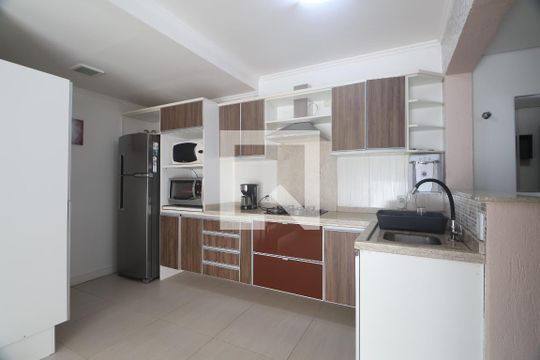 Sala/Cozinha de casa à venda com 2 quartos, 77m² em Igara, Canoas