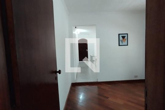 Quarto de casa à venda com 2 quartos, 125m² em Jardim Ana Maria, Santo André