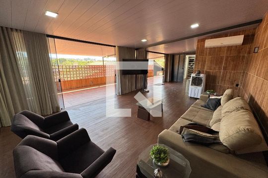 Casa à venda com 6 quartos, 400m² em Setor Habitacional Vicente Pires, Brasília
