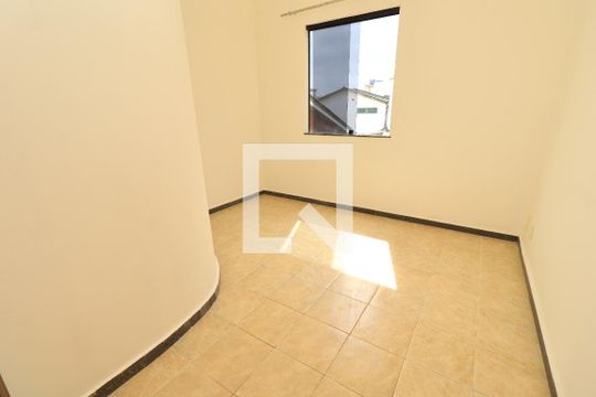 Casa para alugar com 3 quartos, 120m² em Praia do Flamengo, Salvador