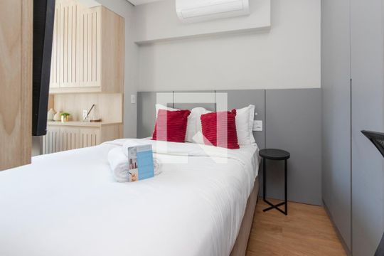 Studio de kitnet/studio à venda com 1 quarto, 27m² em Jardim das Acacias, São Paulo