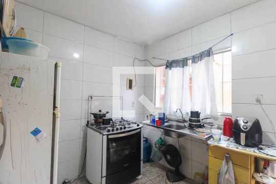 Sala/Cozinha de casa à venda com 10 quartos, 300m² em Parque Colonial, São Paulo